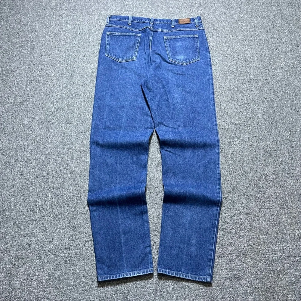 L.L. Bean Classic Fit Jeans 36x36 Blue Straight Leg Denim Pants Medium Wash